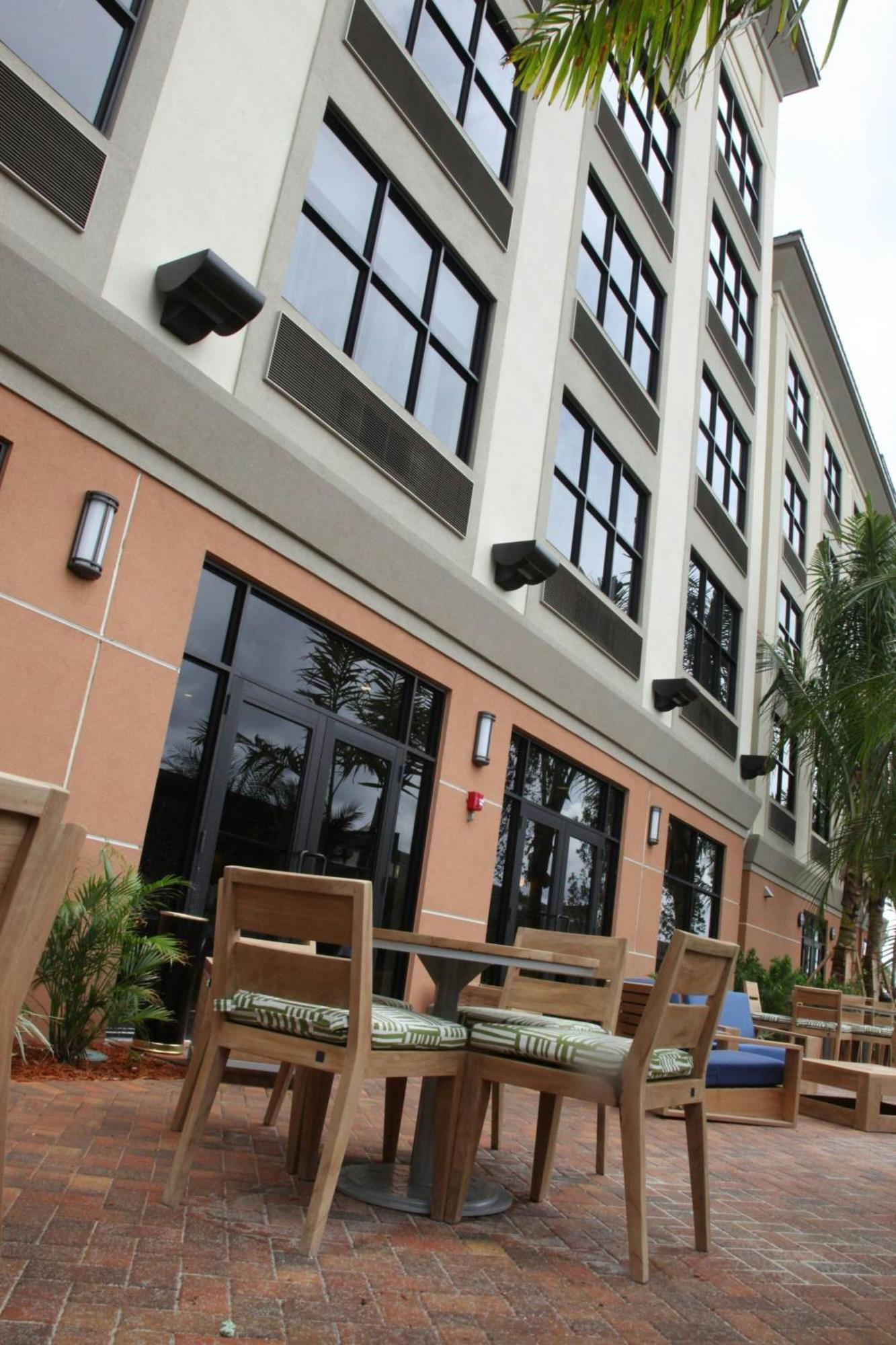 Four Points By Sheraton Punta Gorda Harborside מראה חיצוני תמונה